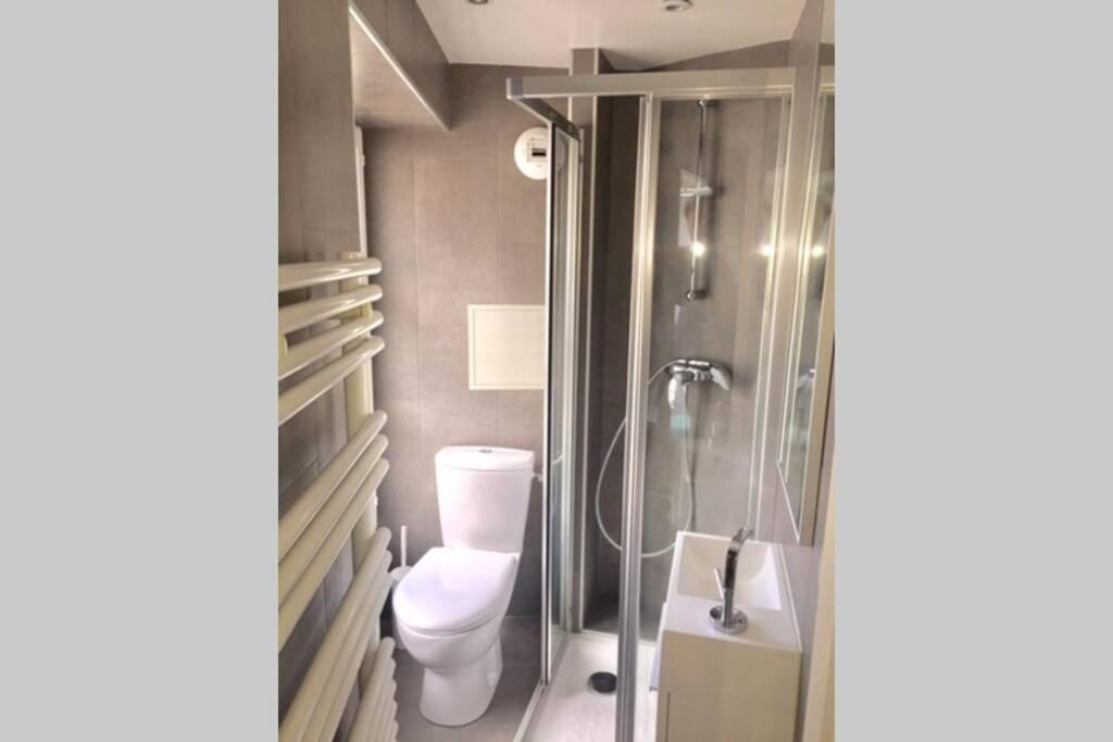 French Typical Apartment Paris Luaran gambar